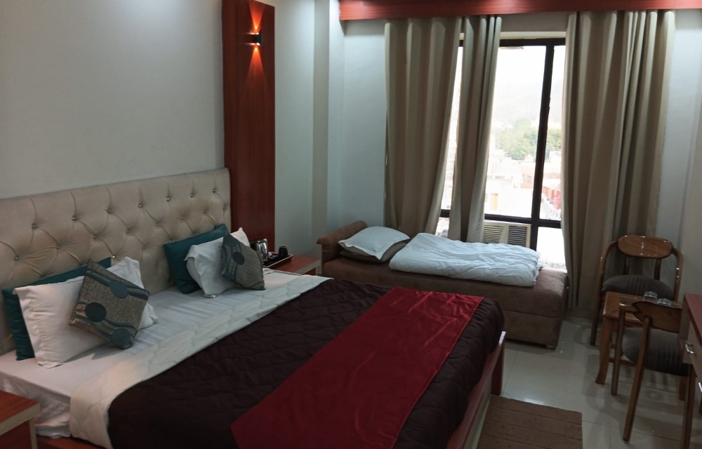 Hotel Rajmandir